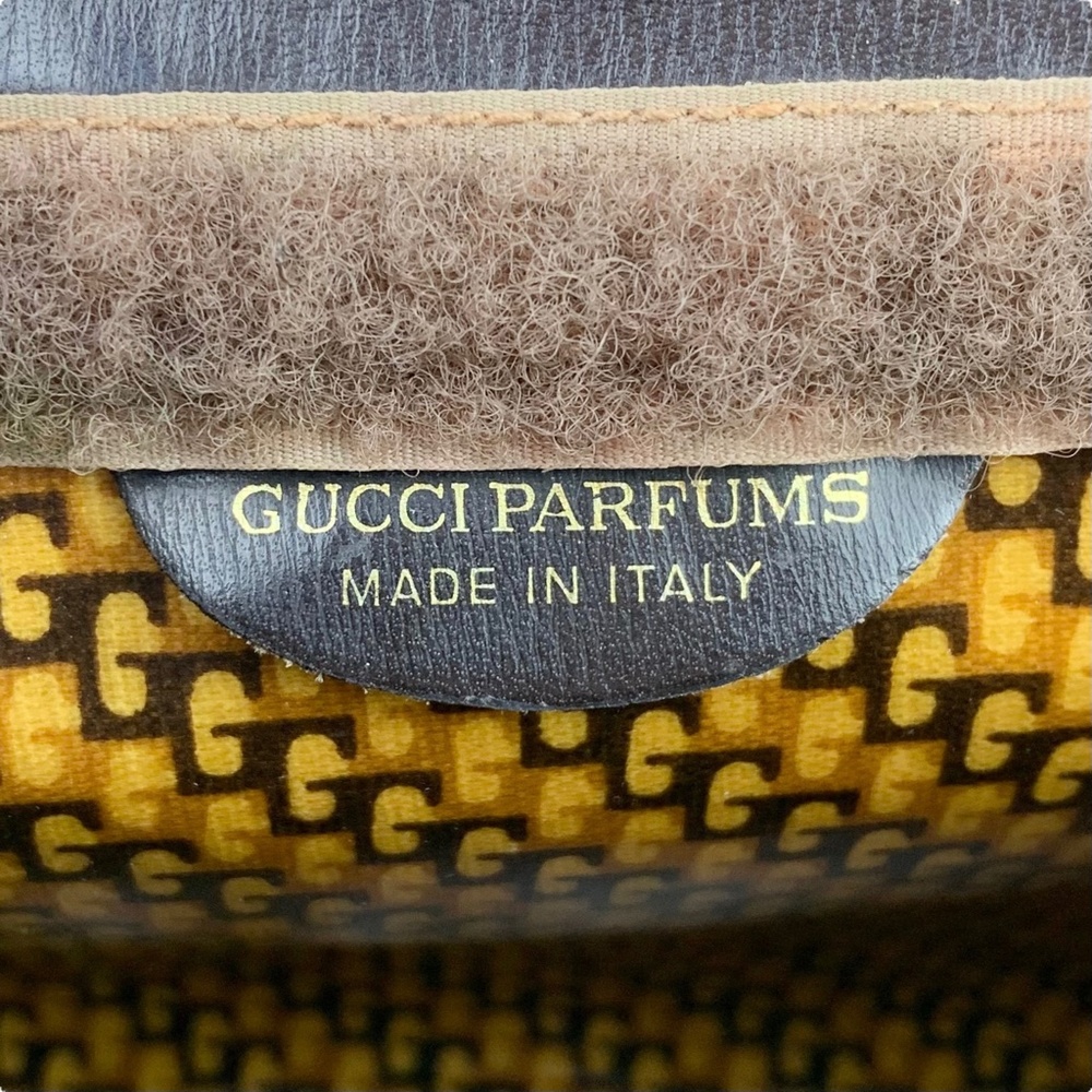 GUCCI Suede Stripe Clutch Bag - Picture 8 of 8